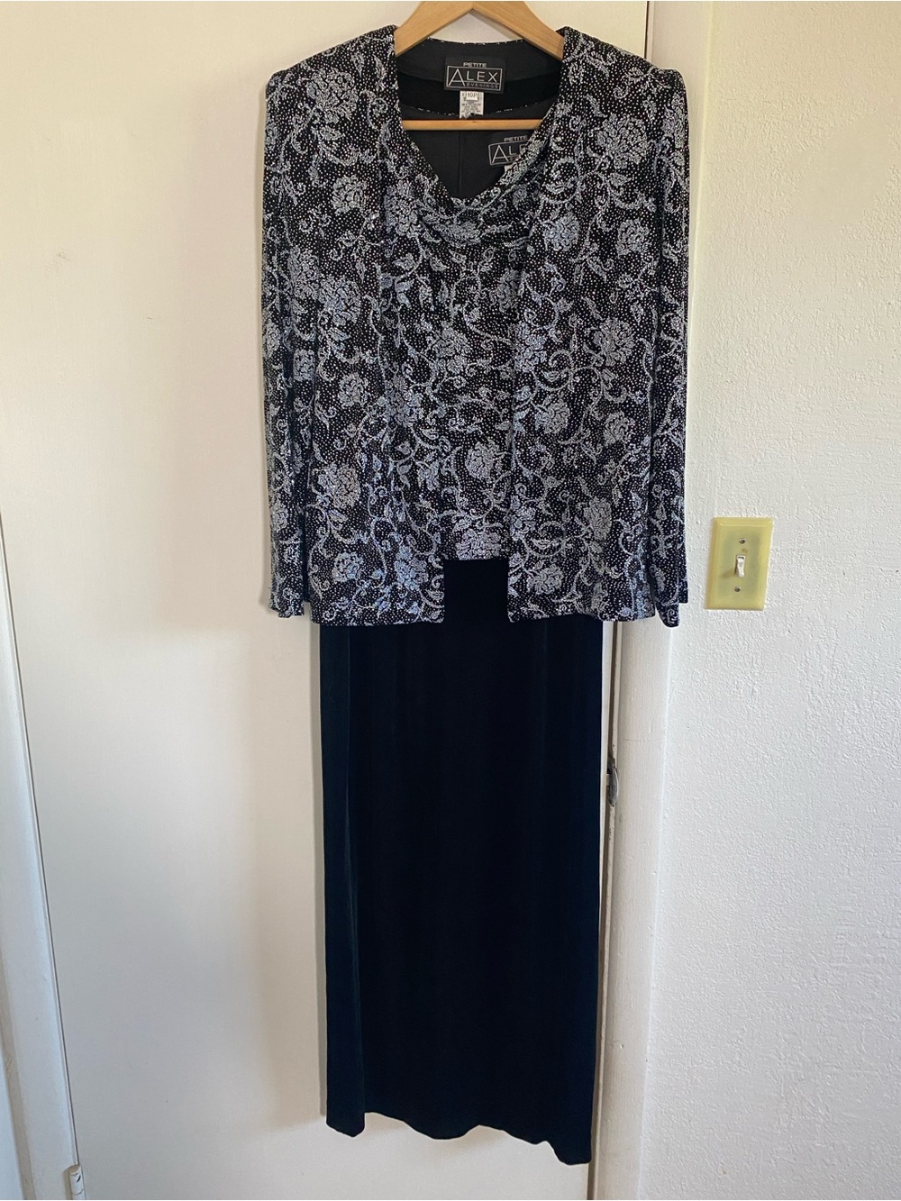 Alex Evenings Vintage Black Silver Glitter Floral Wedding Guest Mock Dress 10P